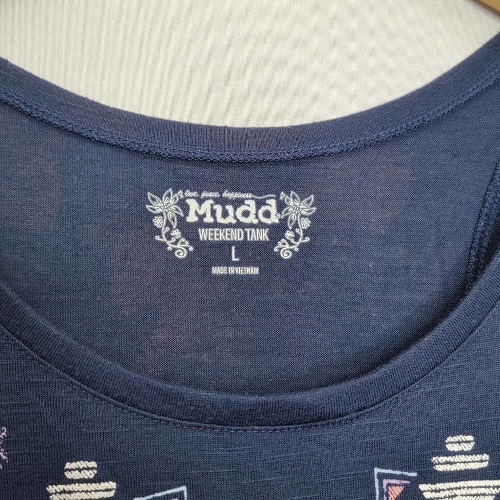 MUDD Aztec design Razor back Tank top - Picture 7 of 14